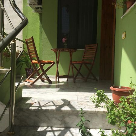 Friends House Bed & Breakfast Tiranë Eksteriør bilde